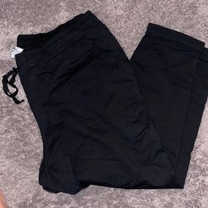 Drawstring cargo pants with rolled hem